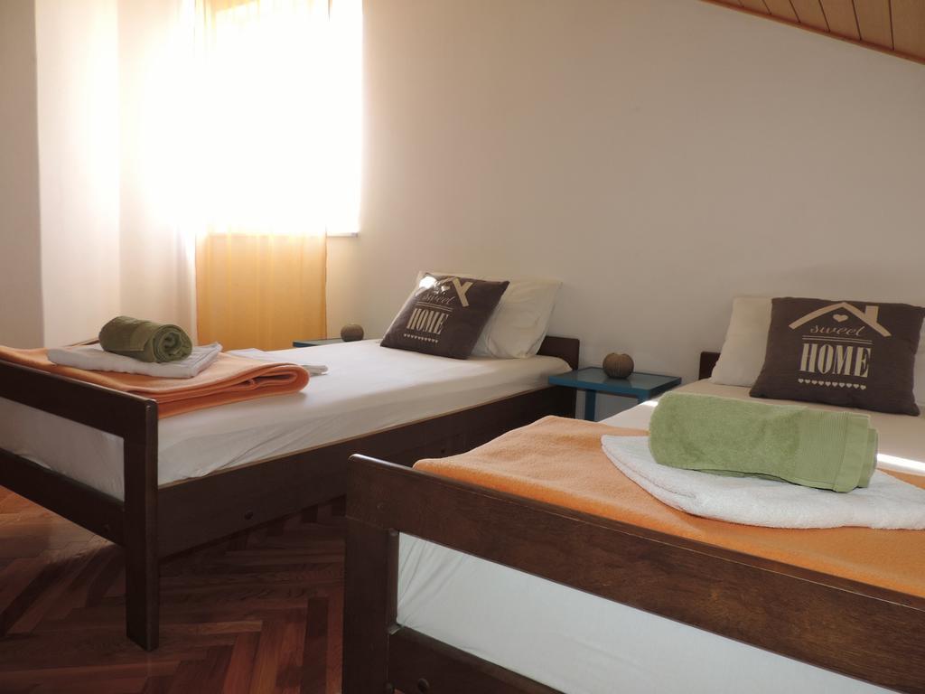 Apartment Vidas Novalja Ngoại thất bức ảnh