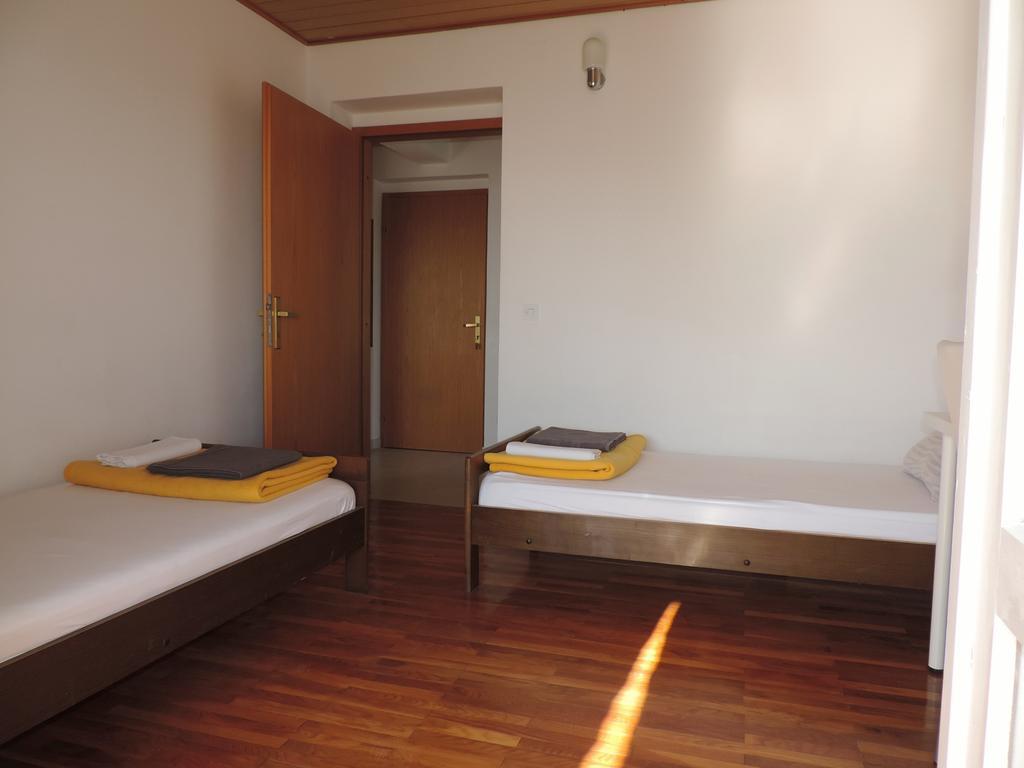 Apartment Vidas Novalja Ngoại thất bức ảnh