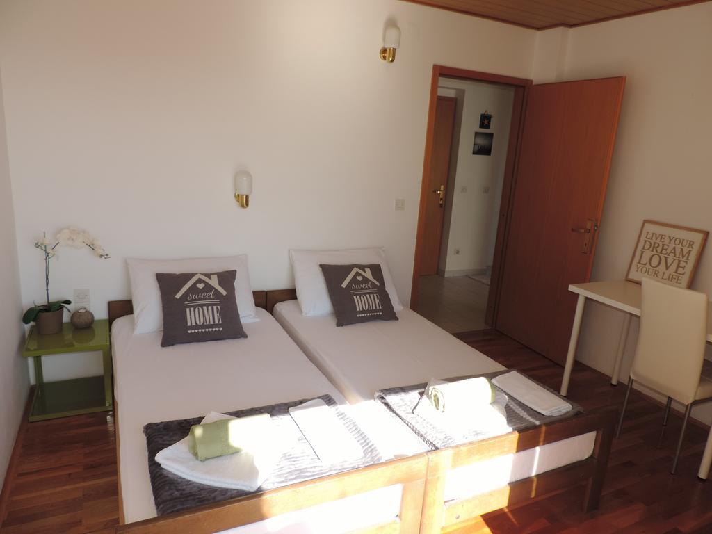 Apartment Vidas Novalja Ngoại thất bức ảnh