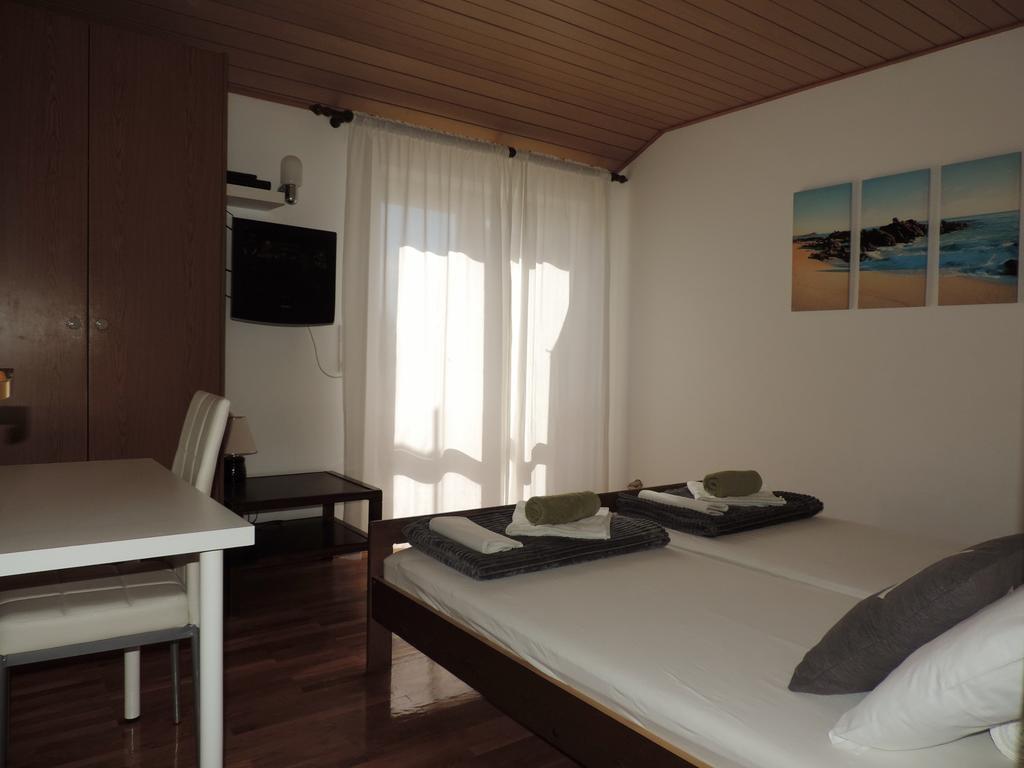 Apartment Vidas Novalja Ngoại thất bức ảnh