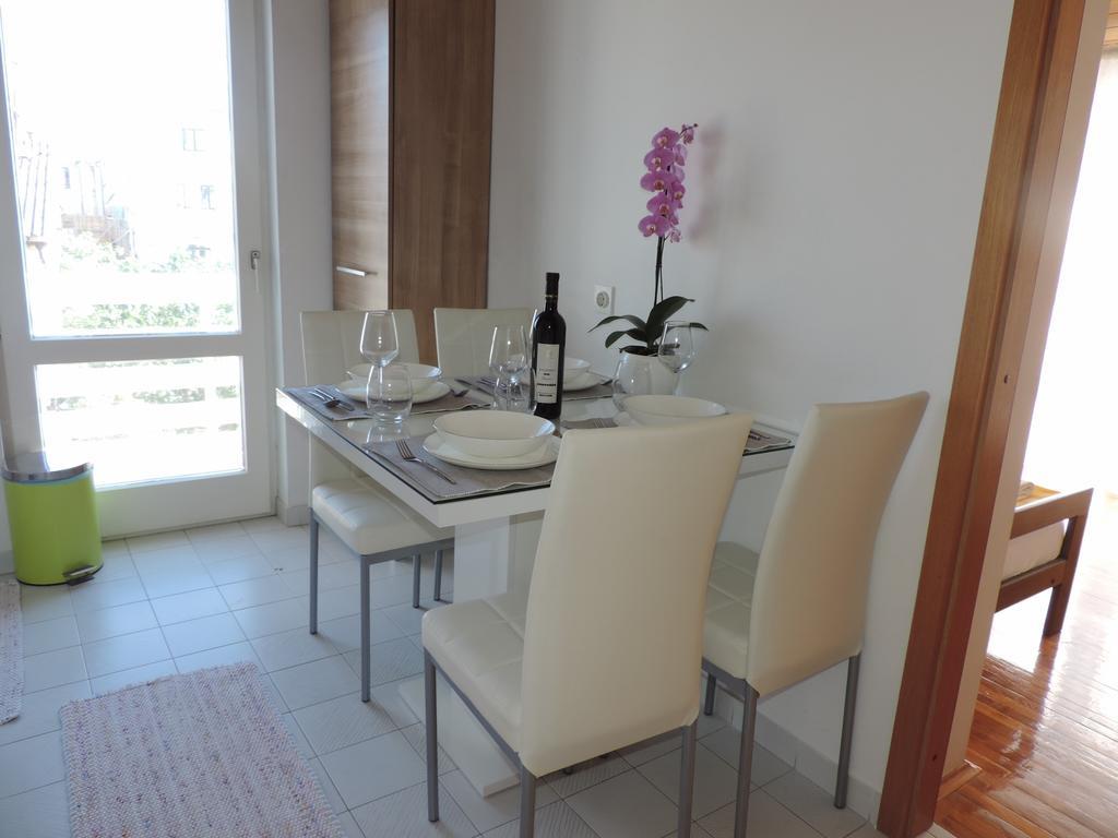 Apartment Vidas Novalja Ngoại thất bức ảnh