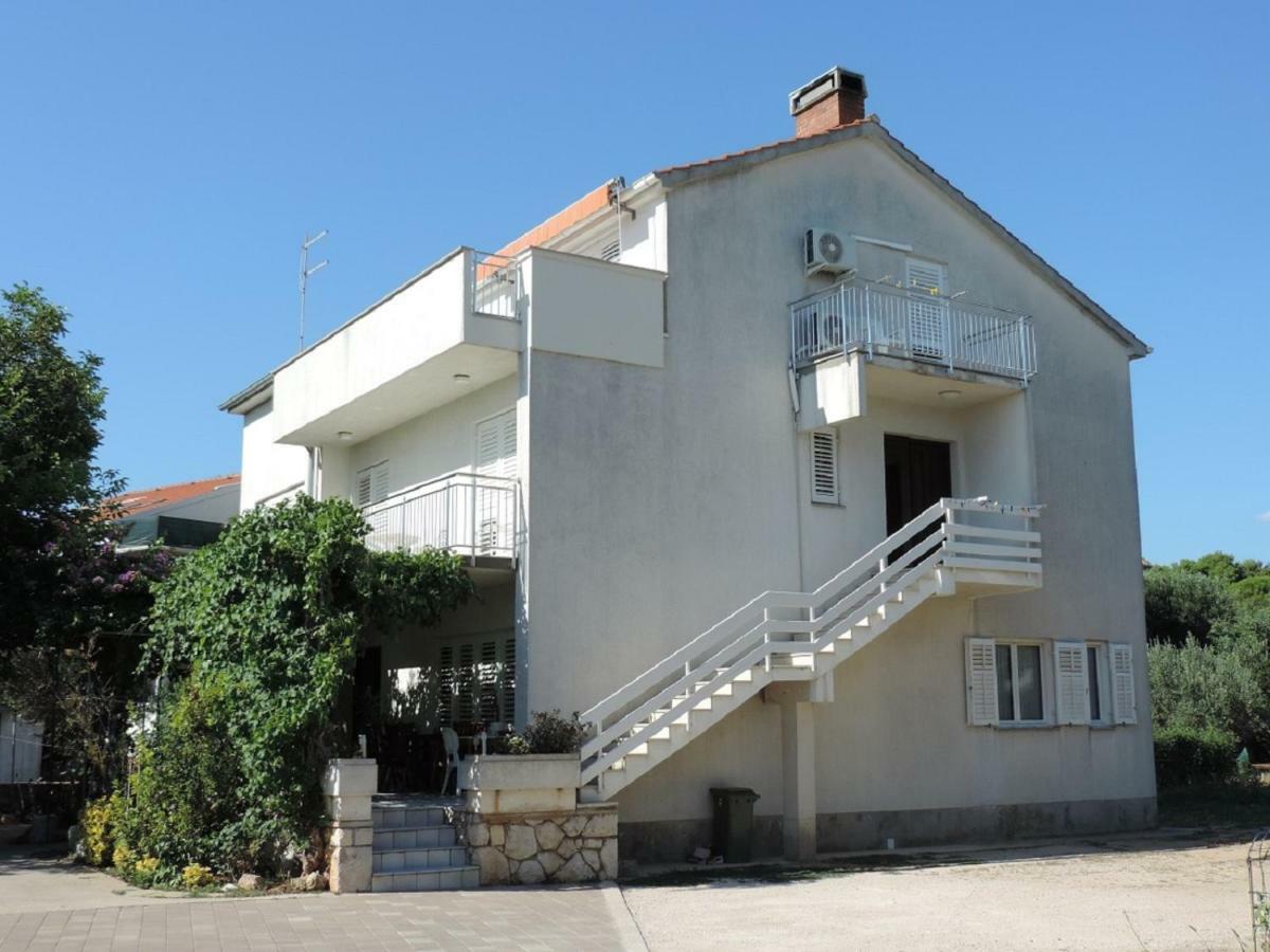 Apartment Vidas Novalja Ngoại thất bức ảnh